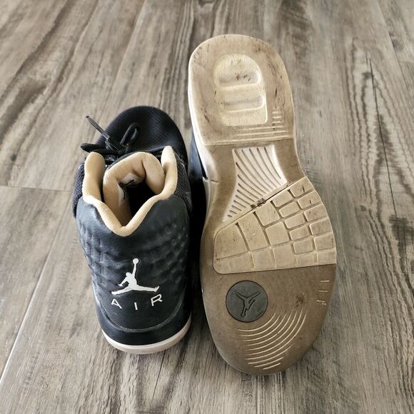 Nike Air Jordan Academy BG Youth Black/White Athletic Shoes Size 6Y 844520-012 - Picture 5 of 5